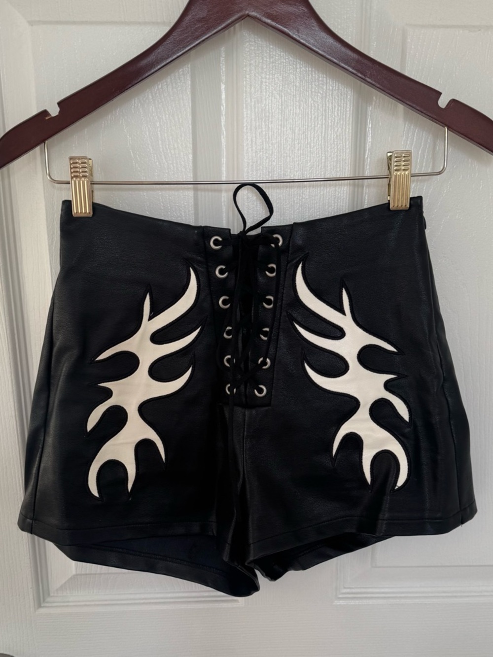 Black Faux Leather Lace-Up Shorts with White Western Tribal Appliqué (XS/S)